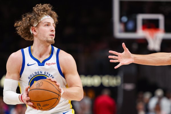 网上炒股配资开户 赛季至今全勤 波杰姆斯基：最好的能力是随时出战 我想每场都出力